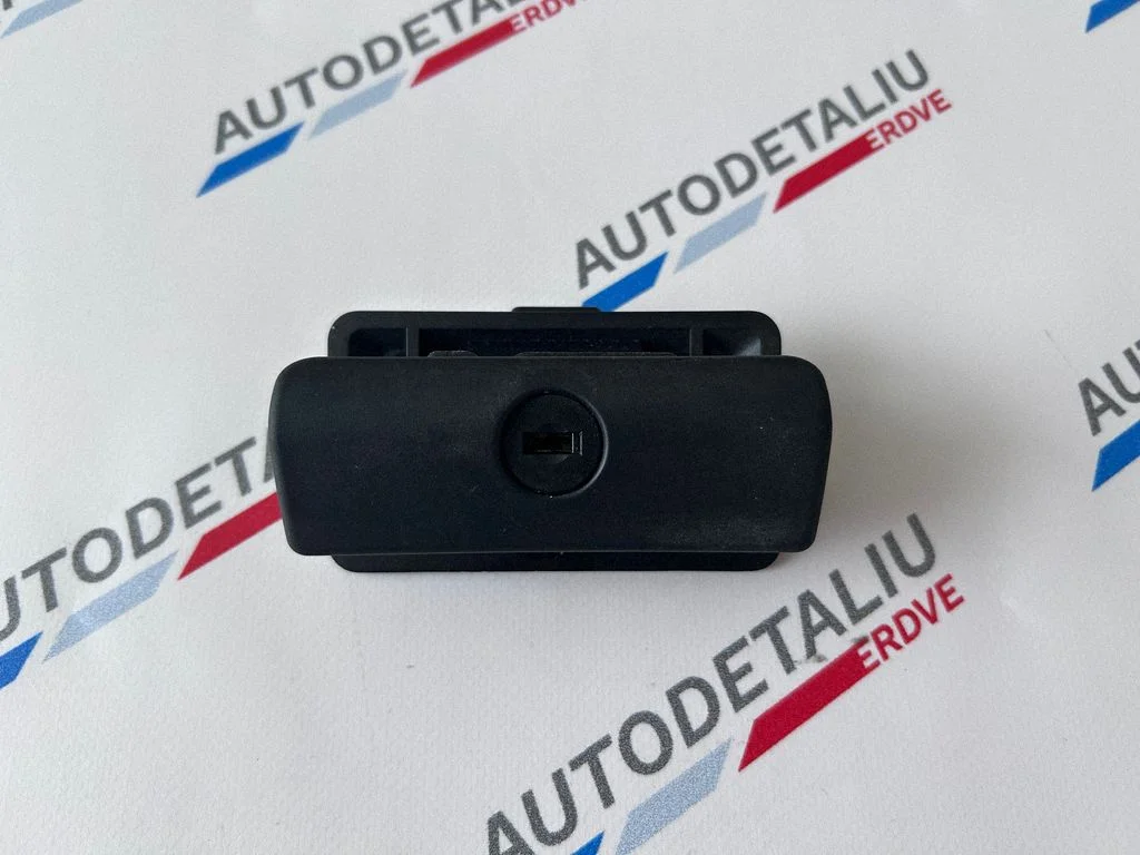 Glove box handle – BMW 3 Series E90 E91 (2005-2012)
