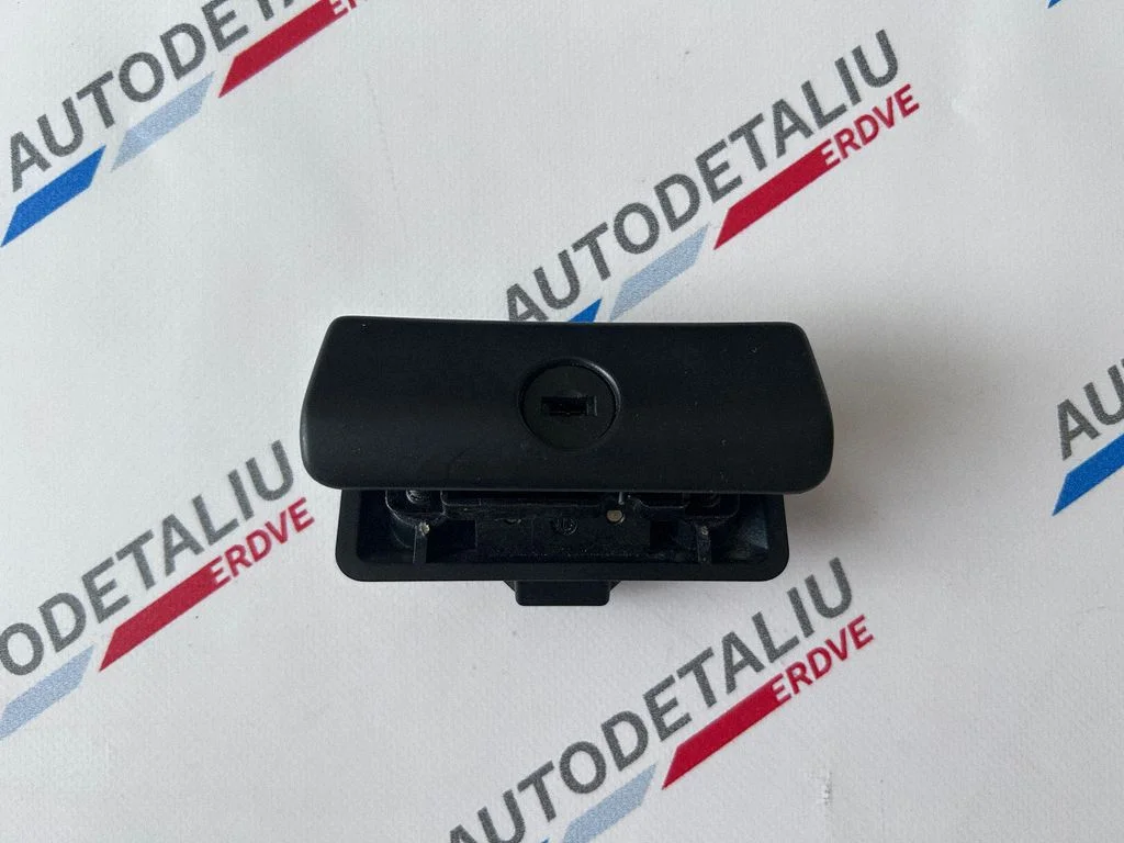Glove box handle – BMW 3 Series E46 (1998-2005)