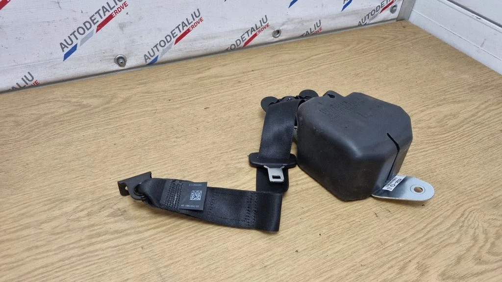 Aizmugurējā drošības josta 7441661