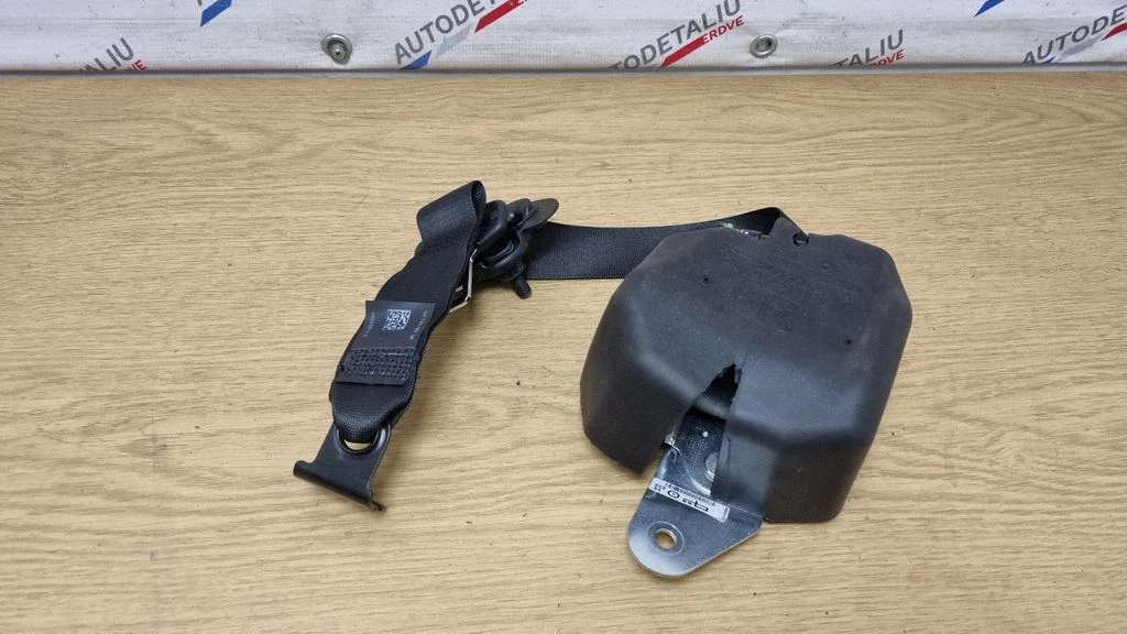 Aizmugurējā drošības josta 7441662