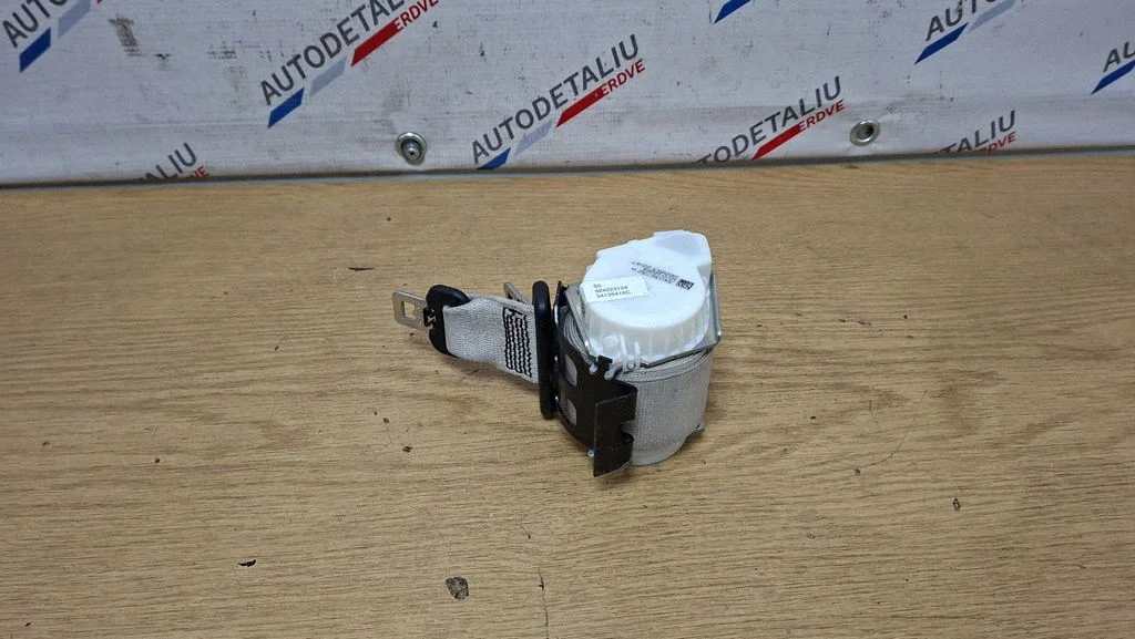 Middle seatbelt (rear) 9242231