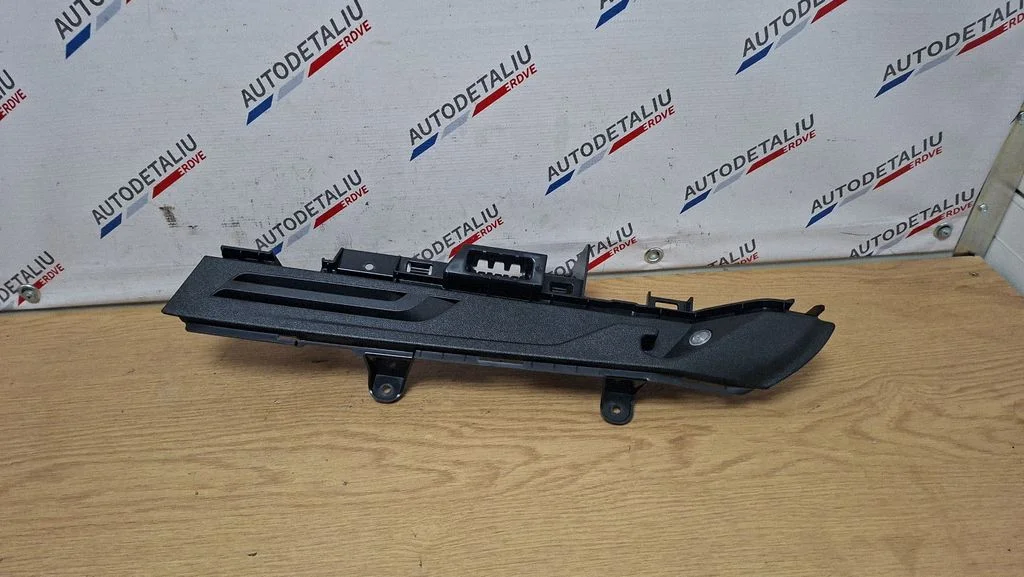 (D) piilari viimistlus (alumine) – BMW X3 G01 (2018-2024)