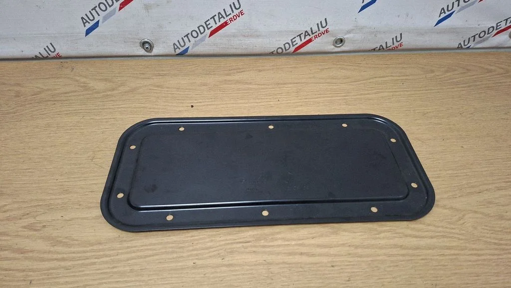 Cita bagāžnieka apdares detaļa 7357162