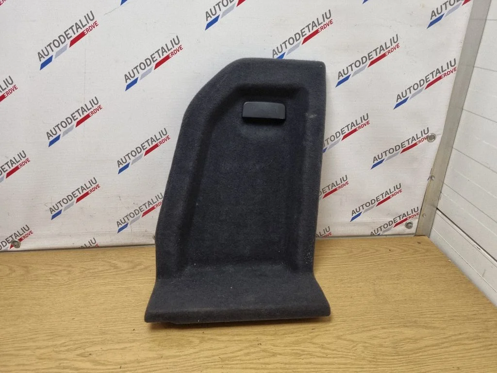 Trunk/boot side trim panel 7222217