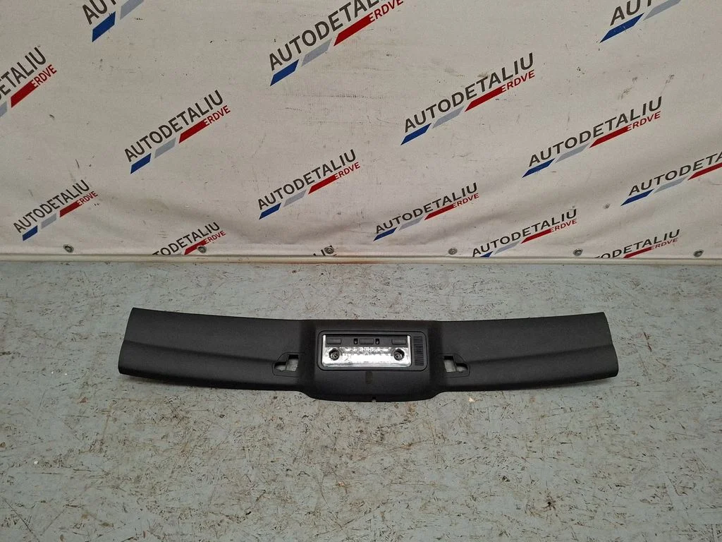 Laevoodri valgustuskonsooli viimistlus – BMW Z4 E85 E86 (2002-2008)