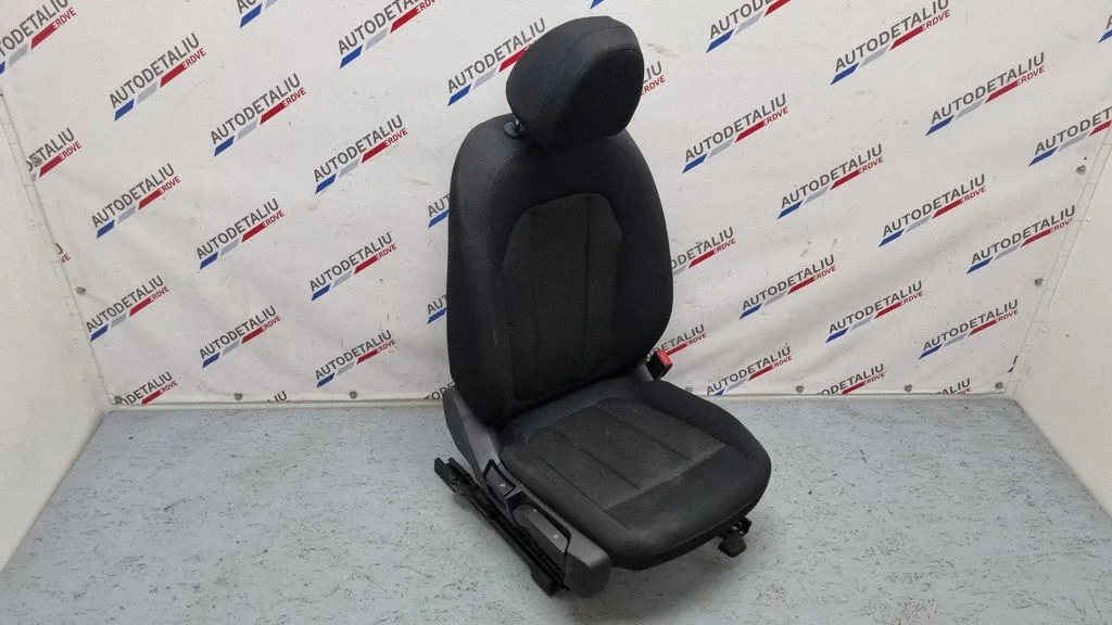 Fotel pasażera przedni 8716514