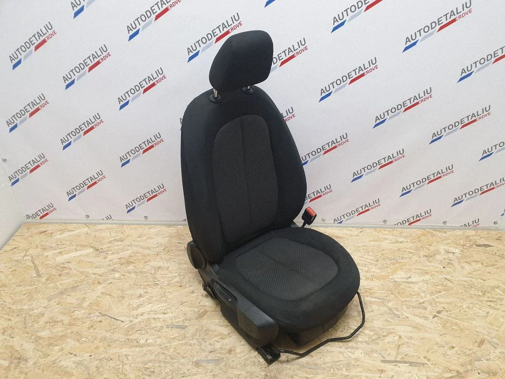 Eesmine kõrvalistuja iste – BMW 2-seeria F45 (2014-2021)