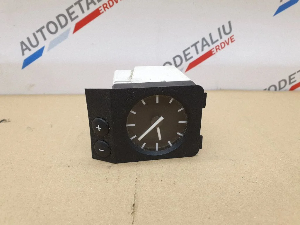 Pulkstenis – BMW Z3 E36 (1994-2002)
