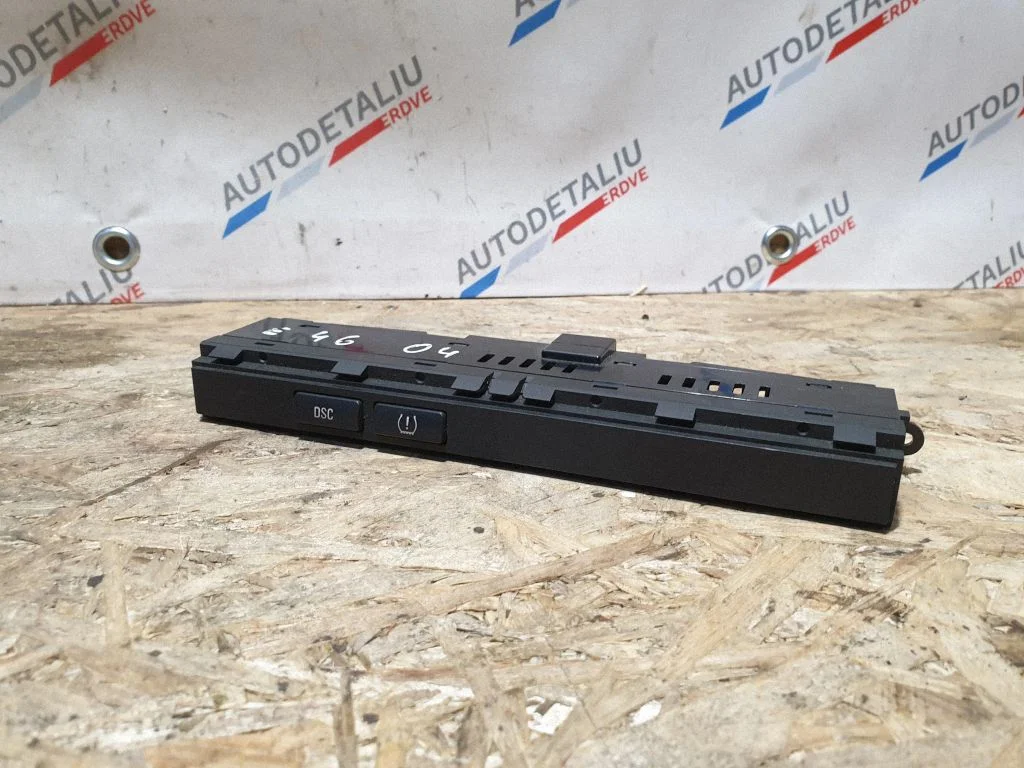 Traction control (ASR) switch 6914731