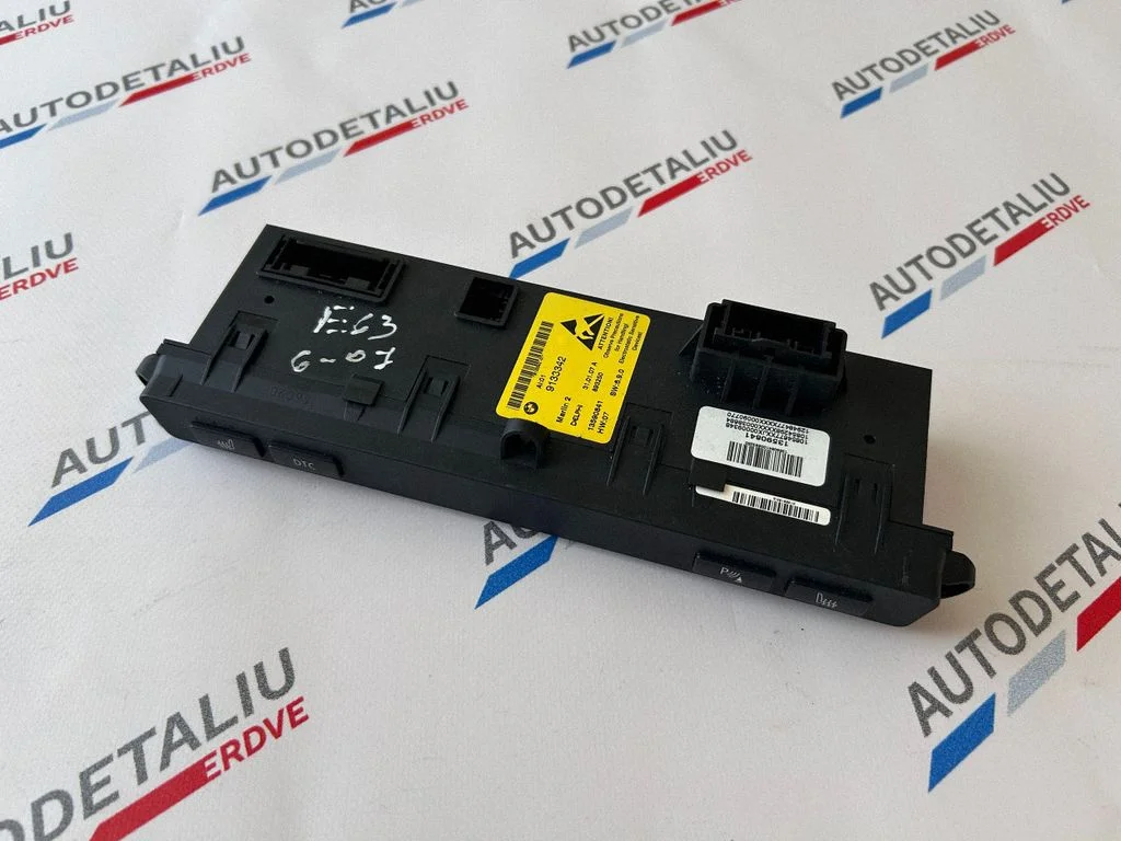 Sēdekļu apsildes slēdzis 9133342
