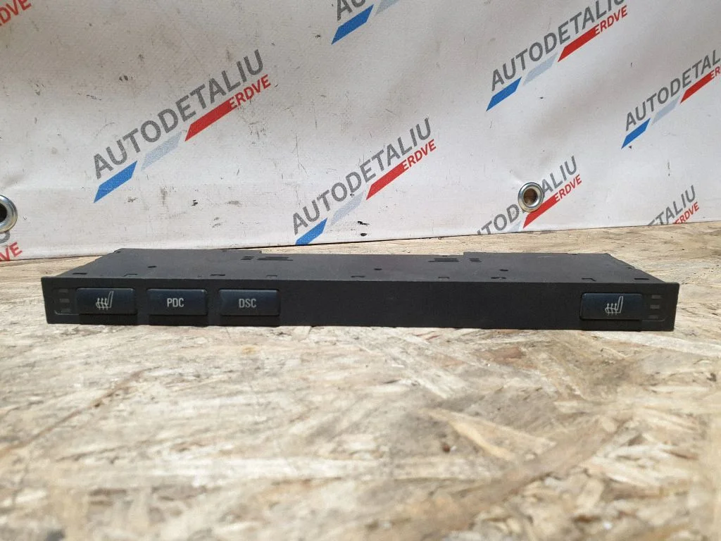 Sēdekļu apsildes slēdzis 8373776