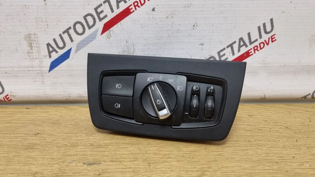 Gaismu slēdzis 9265305