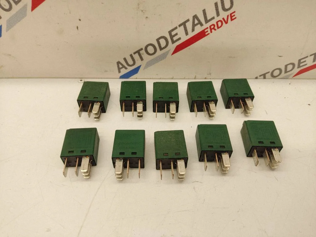Logu tīrītāju relejs 6980177