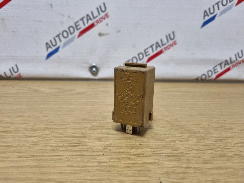Przekaźnik sterowania szybami – BMW Seria 5 E60 E61 (2004-2010)