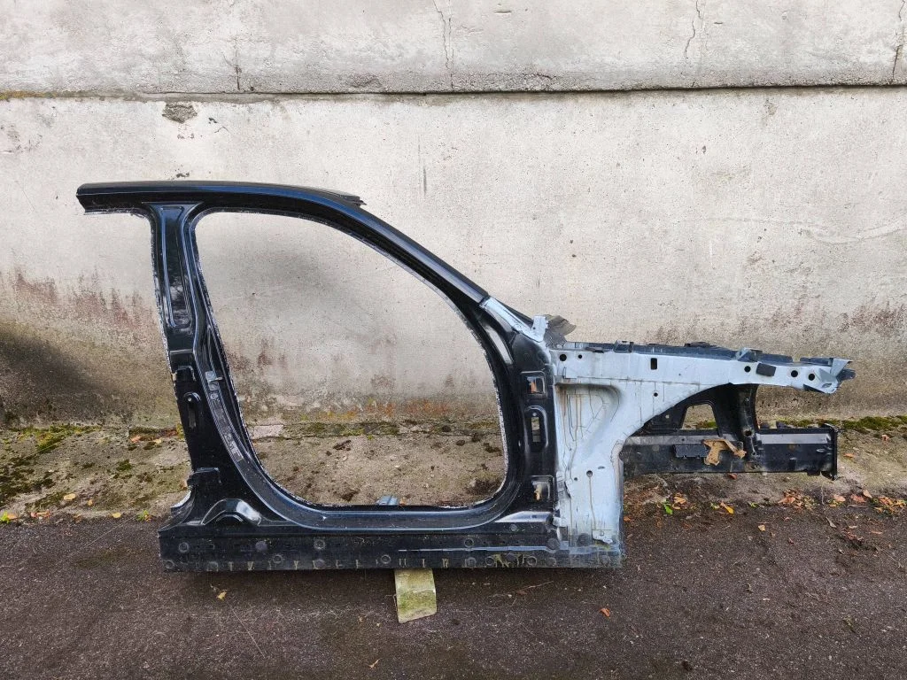 Ćwiartka przednia (przód karoserii) – BMW X1 E84 (2009-2015)