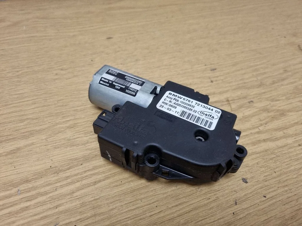 Sunroof motor/actuator – BMW X3 F25 (2010-2017)