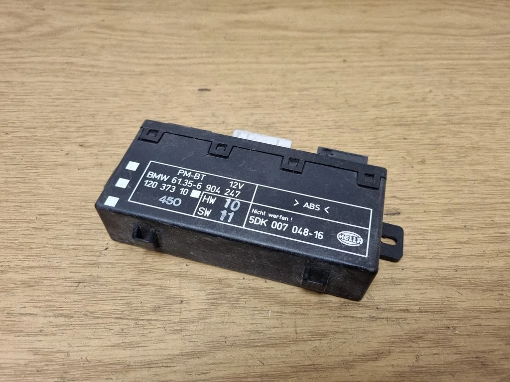 Durvju elektronikas vadības bloks 61356904247