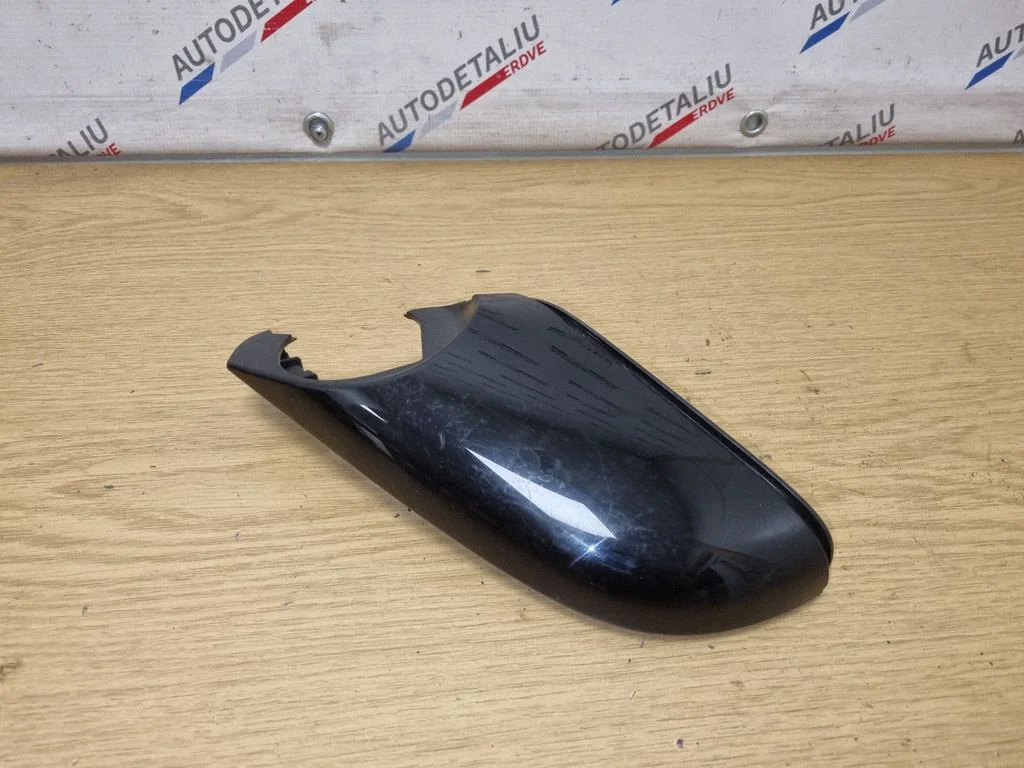 Spoguļa plastmasas apdare 20203036