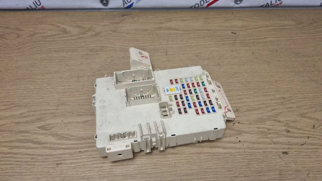 Drošinātāju bloks 919503Z111