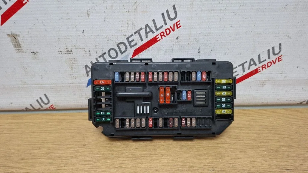 Drošinātāju bloks 9337879