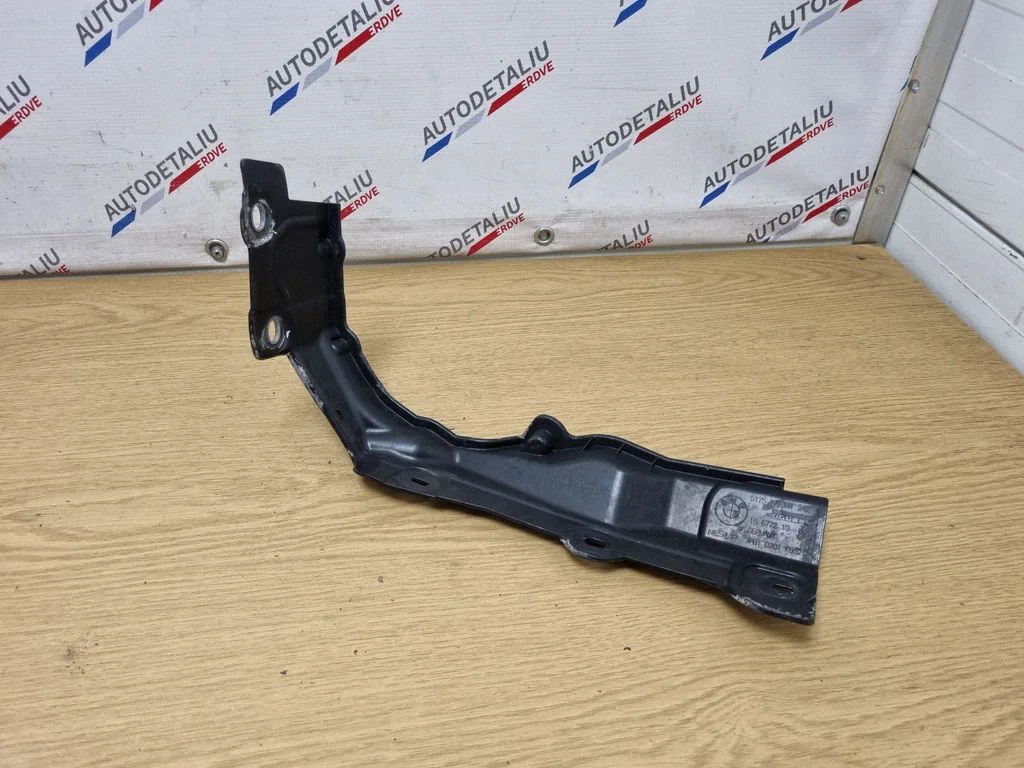 Cita motora nodalījuma detaļa 7331242