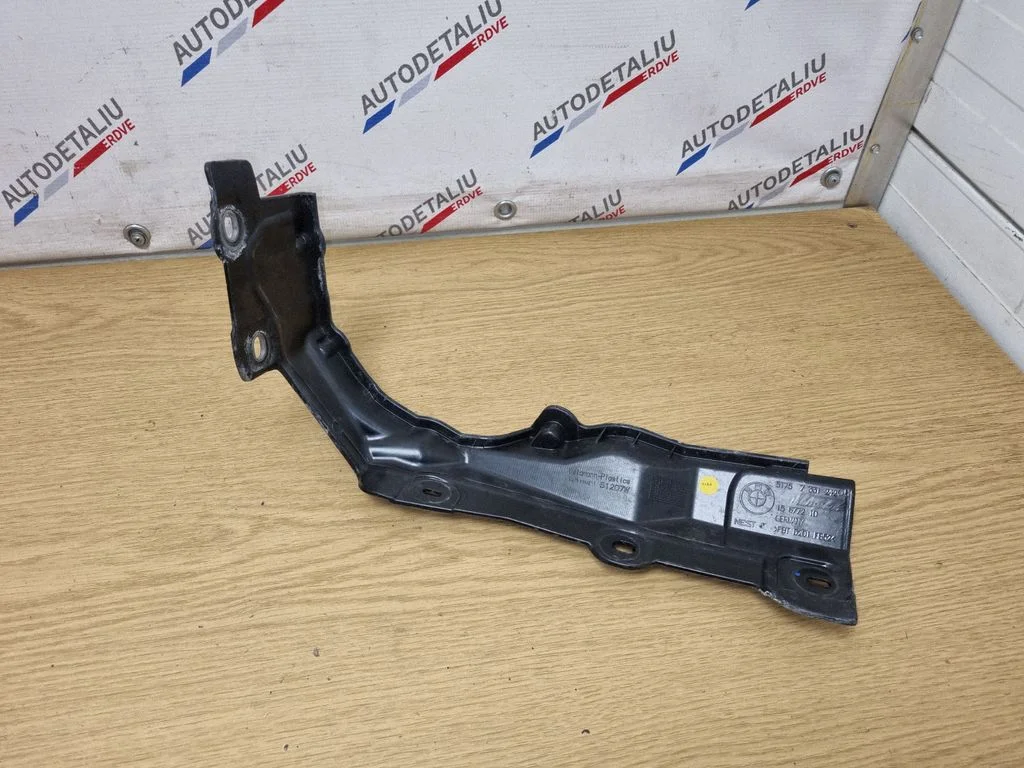 Cita motora nodalījuma detaļa 7331242