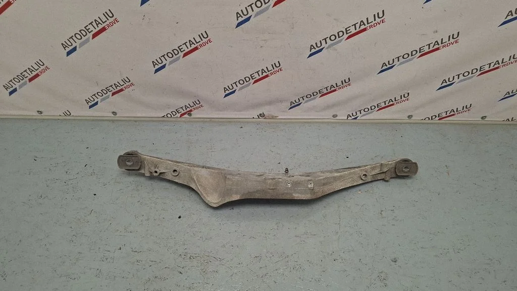 Rear differential/diff mount bracket 6852896
