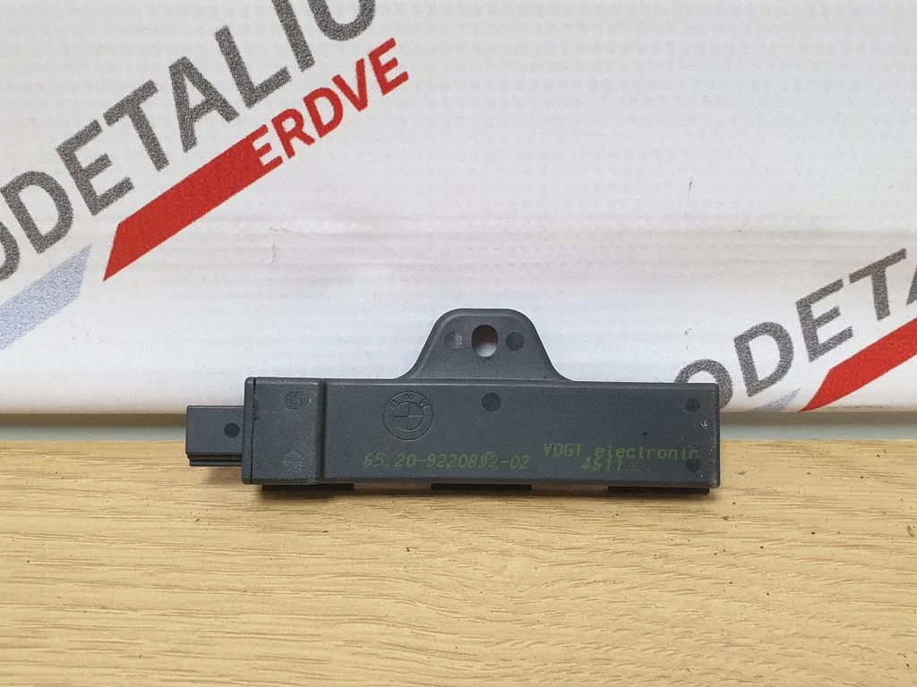 Interior comfort aerial antenna – BMW 5 Series F10 F11 (2009-2016)