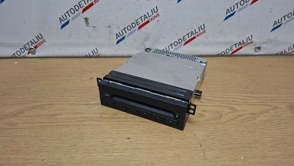 CD/DVD changer 9151148