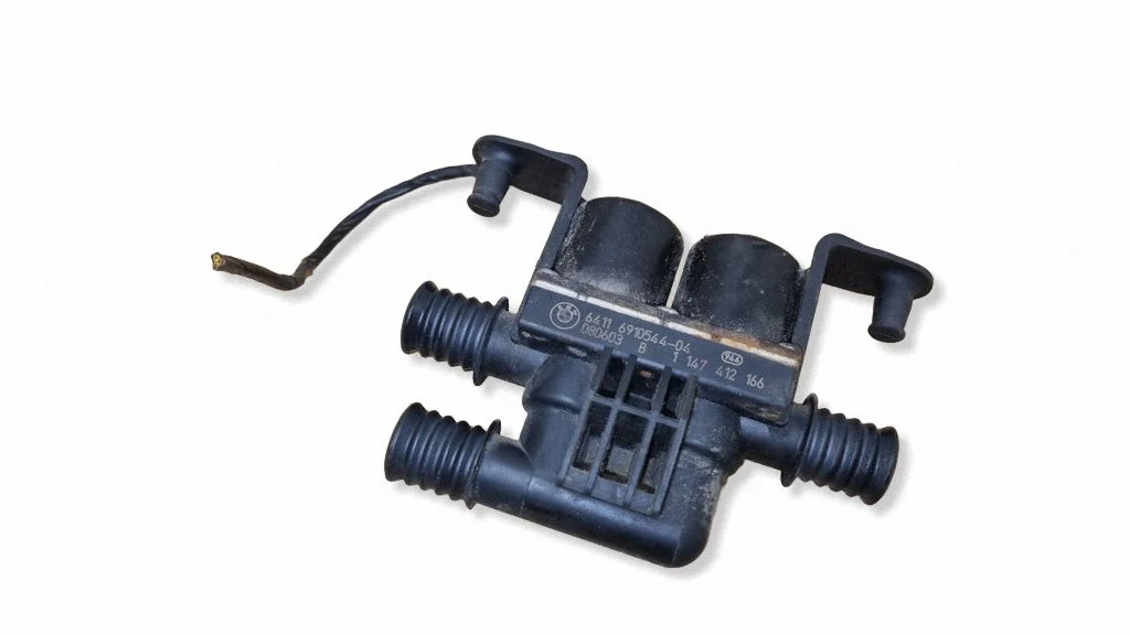 Coolant heater control valve – BMW X6 E71 (2008-2014)