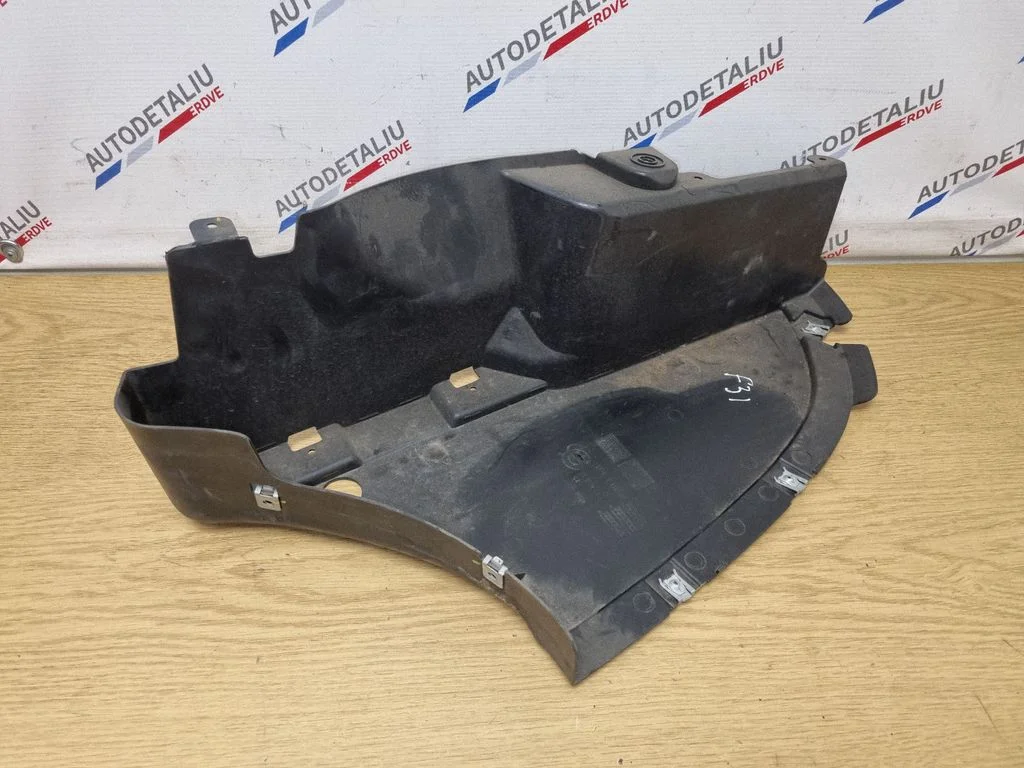 Tagumise kaitseraua põhjakaitse – BMW 3-seeria F30 F35 F31 (2012-2018)