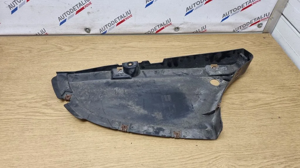 Osłona podwozia pod zderzakiem tylnym – BMW Seria 3 F30 F35 F31 (2012-2018)