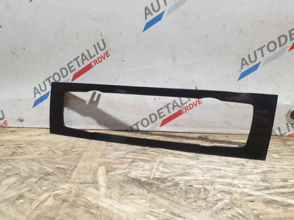 Klimata kontroles/apsildes vadības apdare 9257641