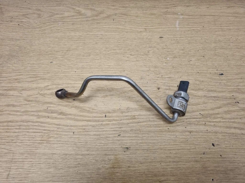 Exhaust gas pressure sensor – BMW 4 Series F32 F33 (2013-2020)