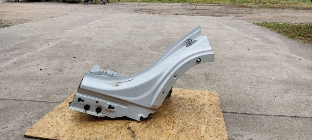 Rear sill (body part) – BMW X2 F39 (2018-2023)