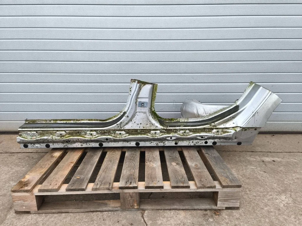 Rear sill (body part) – BMW 5 Series E60 E61 (2004-2010)