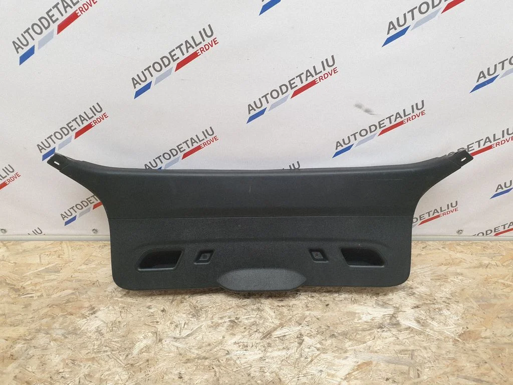 Tailgate trim – BMW 1 Series F20 F21 (2011-2019)