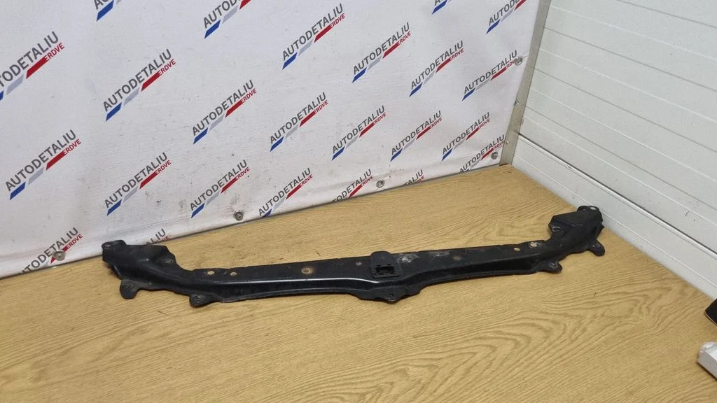 Radiatoru paneļa augšējā daļa 7163462