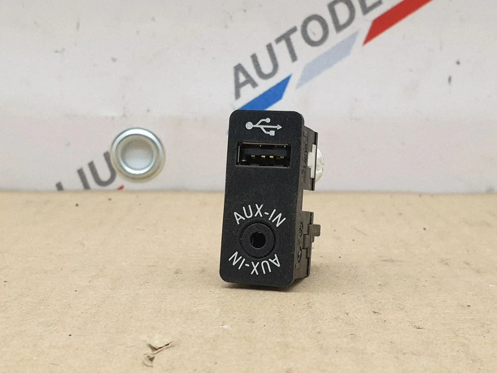 USB ligzda 9229246