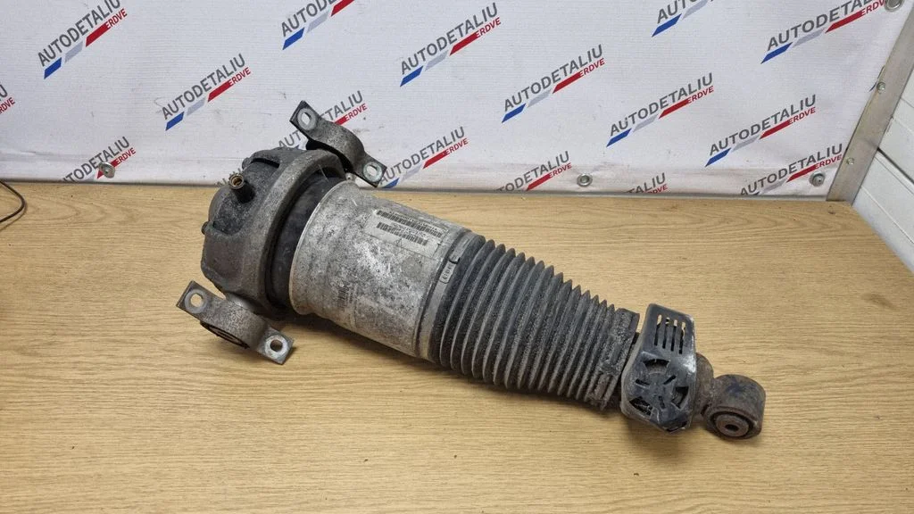 Shock absorber/damper/air suspension – Porsche Cayenne (9PA) (2002-2010)