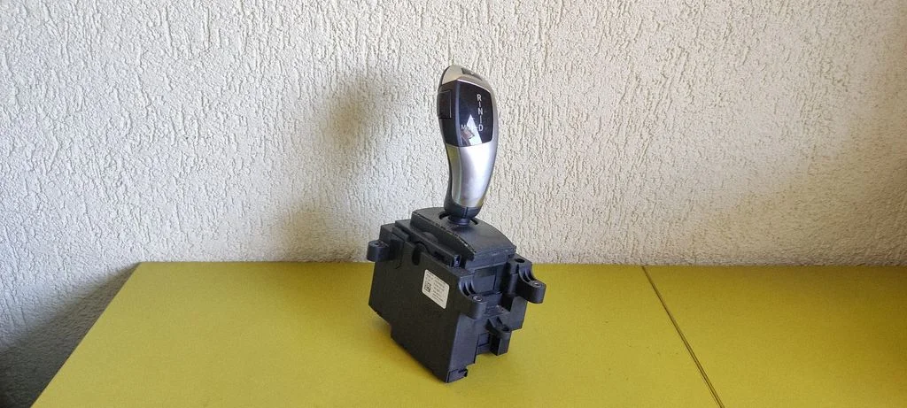 Gear selector – BMW 5 Series F10 F11 (2009-2016)