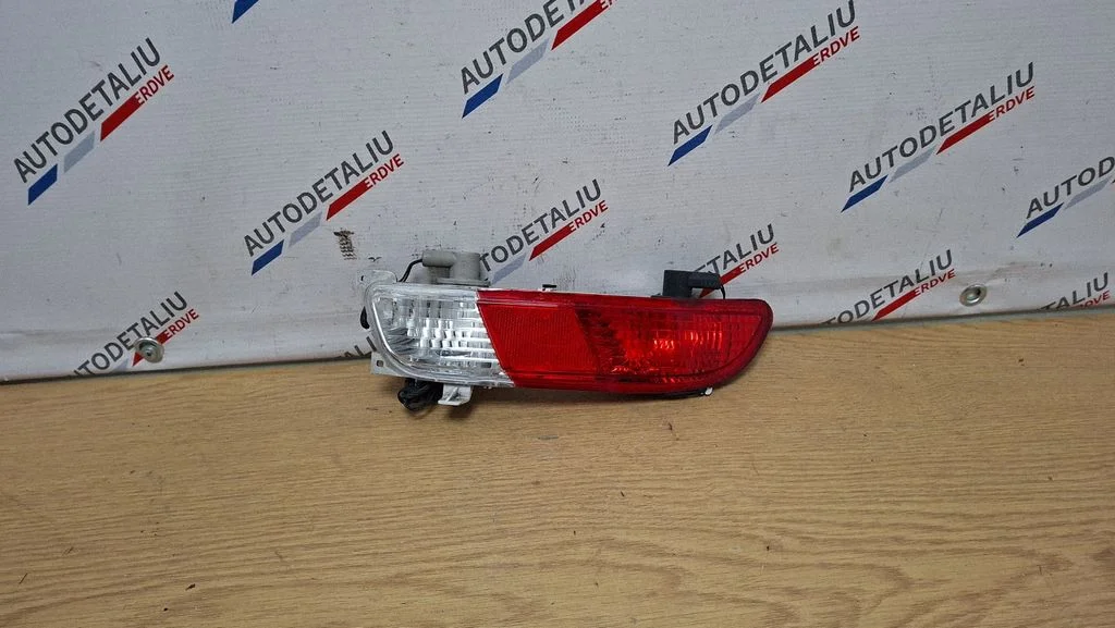 Rear bumper light 63217165815