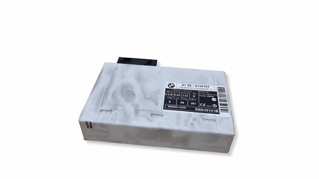 Bezatslēgas sistēmas KESSY (keyless) vadības bloks/modulis – BMW X6 E71 (2008-2014)