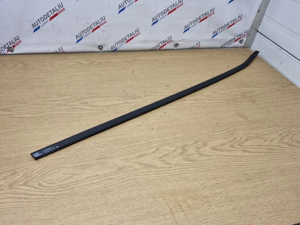 Front door glass trim molding – BMW X1 F48 F49 (2015-2022)
