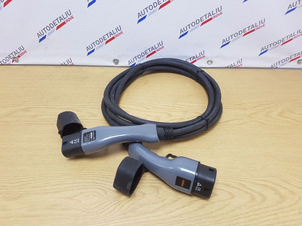 Elektriauto laadimiskaabel 3500214