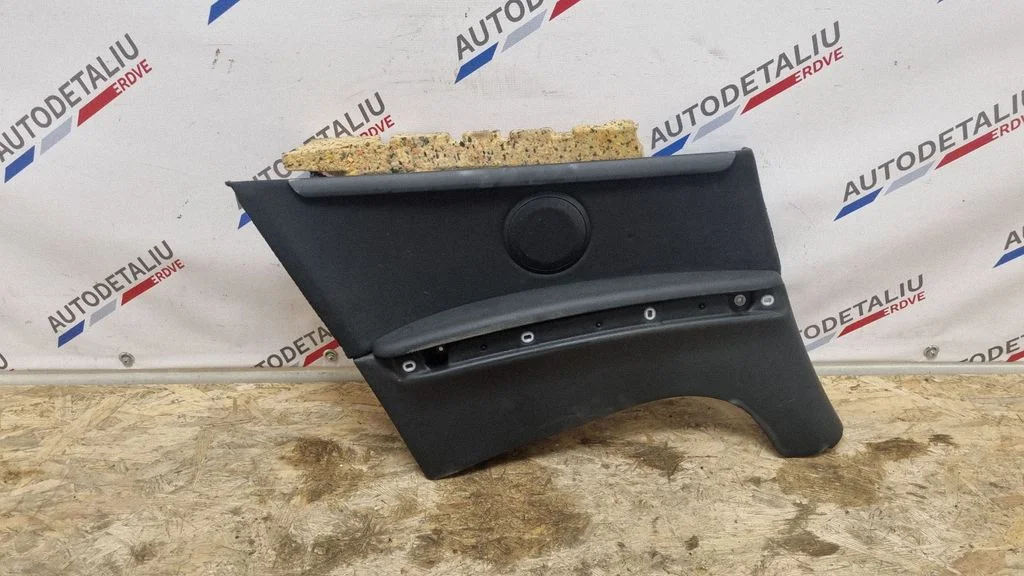Kupee tagumiste kohtade külje viimistluspaneel – BMW 3-seeria E92 E93 (2005-2014)