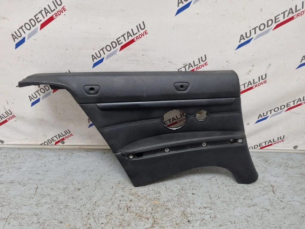 Kupee tagumiste kohtade külje viimistluspaneel – BMW 3-seeria E92 E93 (2005-2014)