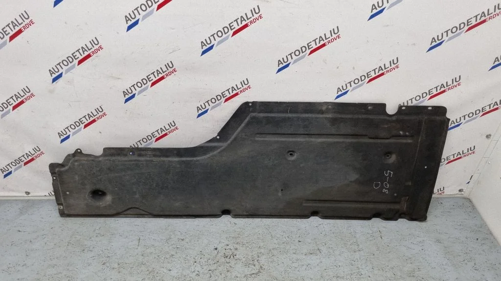 Külgmine põhjakaitse – BMW 5-seeria E60 E61 (2004-2010)