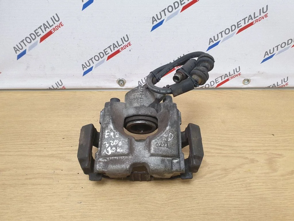 Priekšējais bremžu suports 6772018