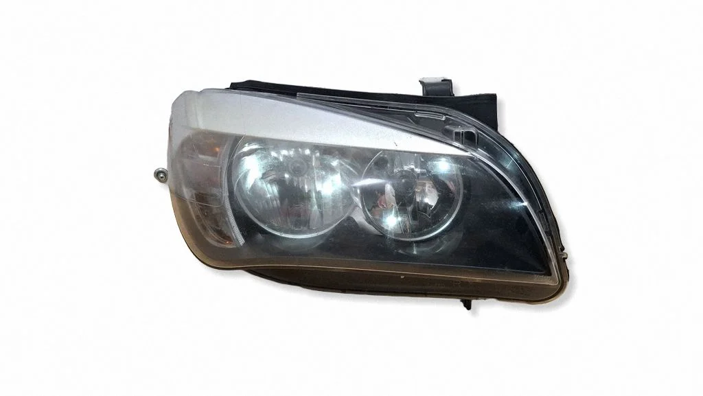 Priekšējais lukturis 7290236